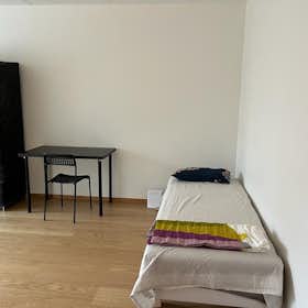 Спільна кімната за оренду для 3 950 SEK на місяць у Göteborg, Höstvädersgatan