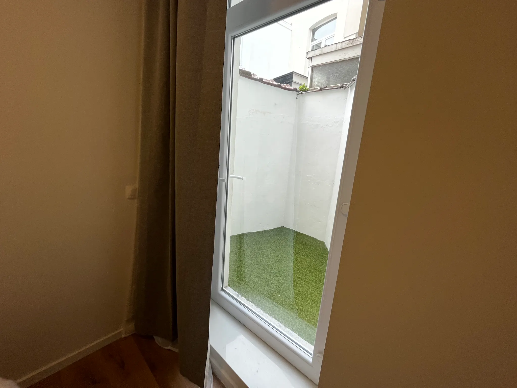 1-Bedroom Apartment in Rue Fernand Neuray, Ixelles (1378472) ROOM 4