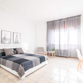 Cameră privată de închiriat pentru 470 EUR pe lună în Vicenza, Via Firenze
