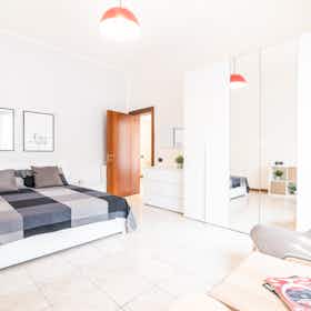 私人房间 正在以 €450 的月租出租，其位于 Vicenza, Via Firenze