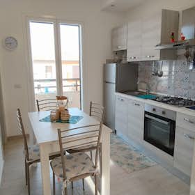 Apartament de închiriat pentru 4.432 EUR pe lună în Noto, Viale Pozzo Antico
