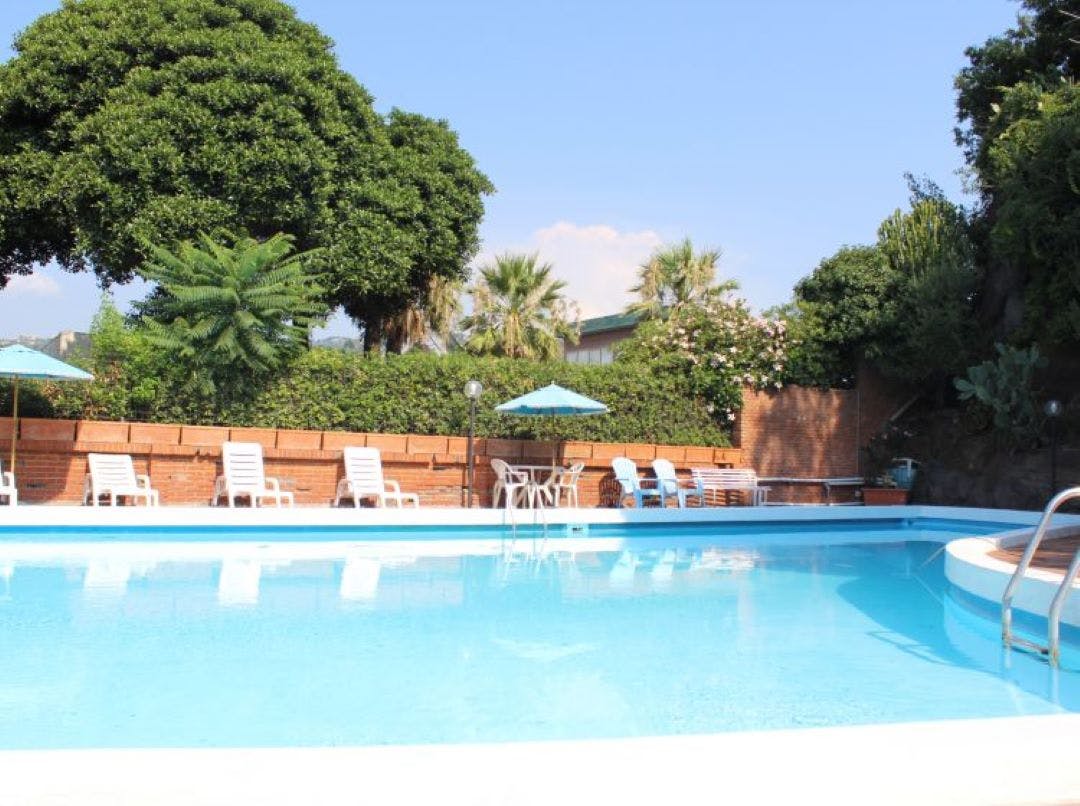 房源 正在以 €4,890 的月租出租，其位于 Aci Castello, Via 21 Aprile