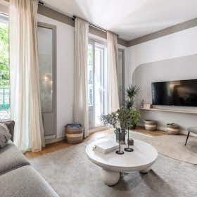 Apartment for rent for €2,458 per month in Madrid, Calle de Ayala