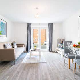 Apartamento para alugar por € 2.800 por mês em Birmingham, Crouch Court