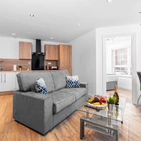 Apartment for rent for £2,400 per month in Birmingham, Camden Street