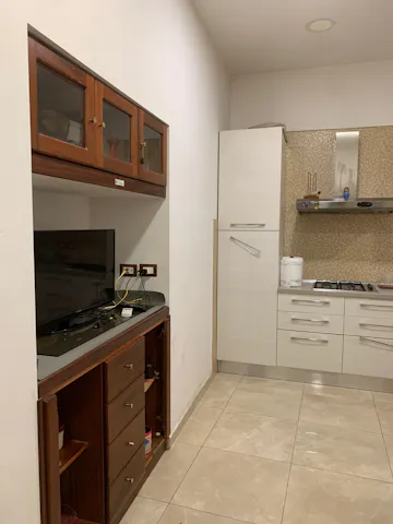Salita Pontenuovo, Naples
