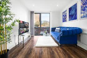 Apartment for rent for £2,250 per month in Birmingham, Holliday Street