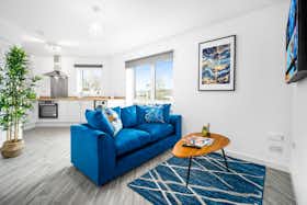 Apartamento en alquiler por 2800 GBP al mes en Cradley Heath, Chester Road