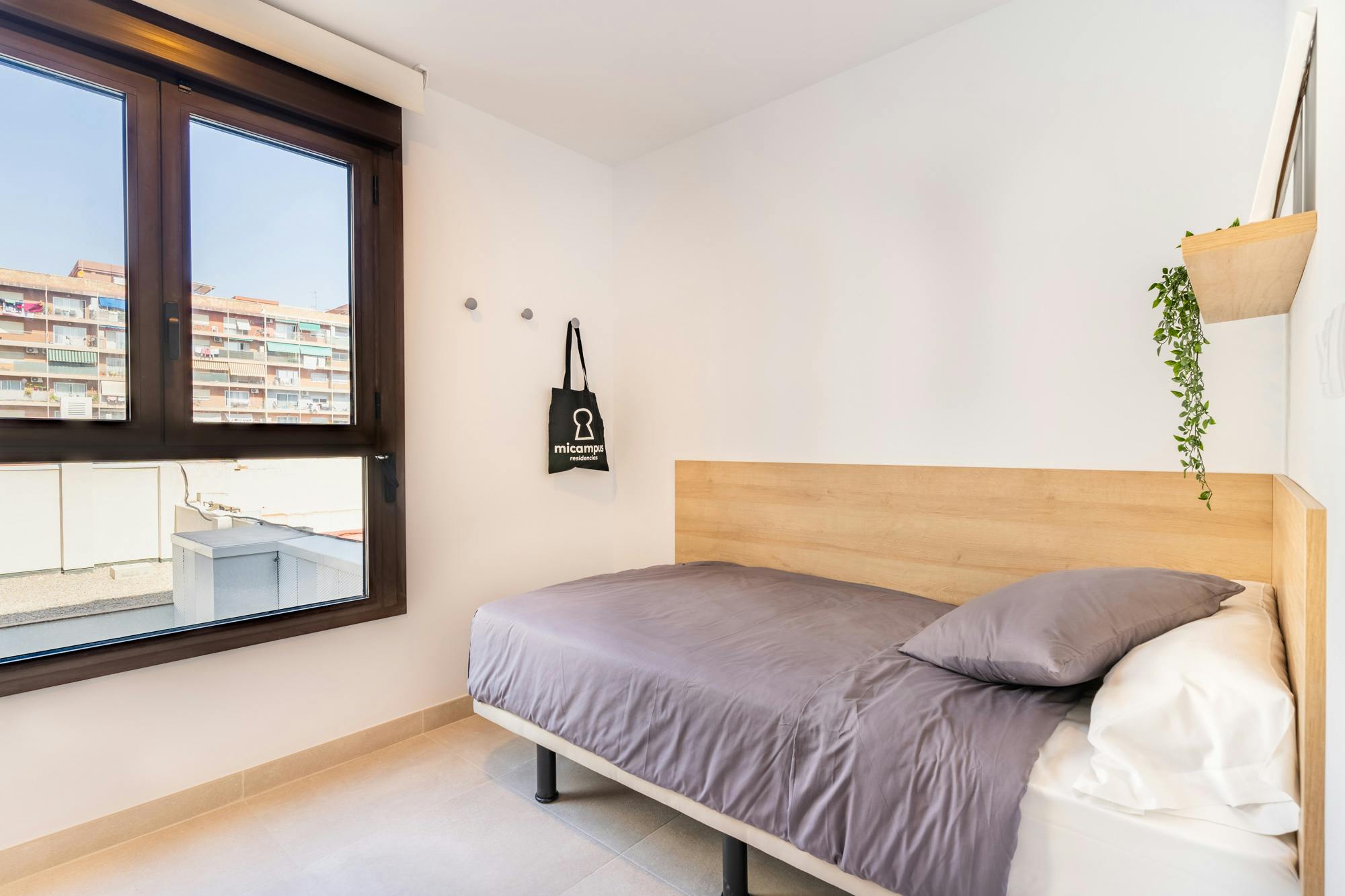 Single room Valencia, 1 bed, 9m² — photo 5