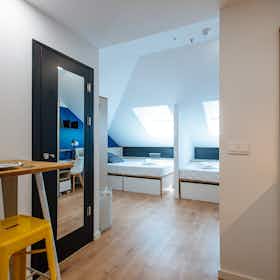 Mehrbettzimmer zu mieten für 449 € pro Monat in Sevilla, Avenida de la Palmera
