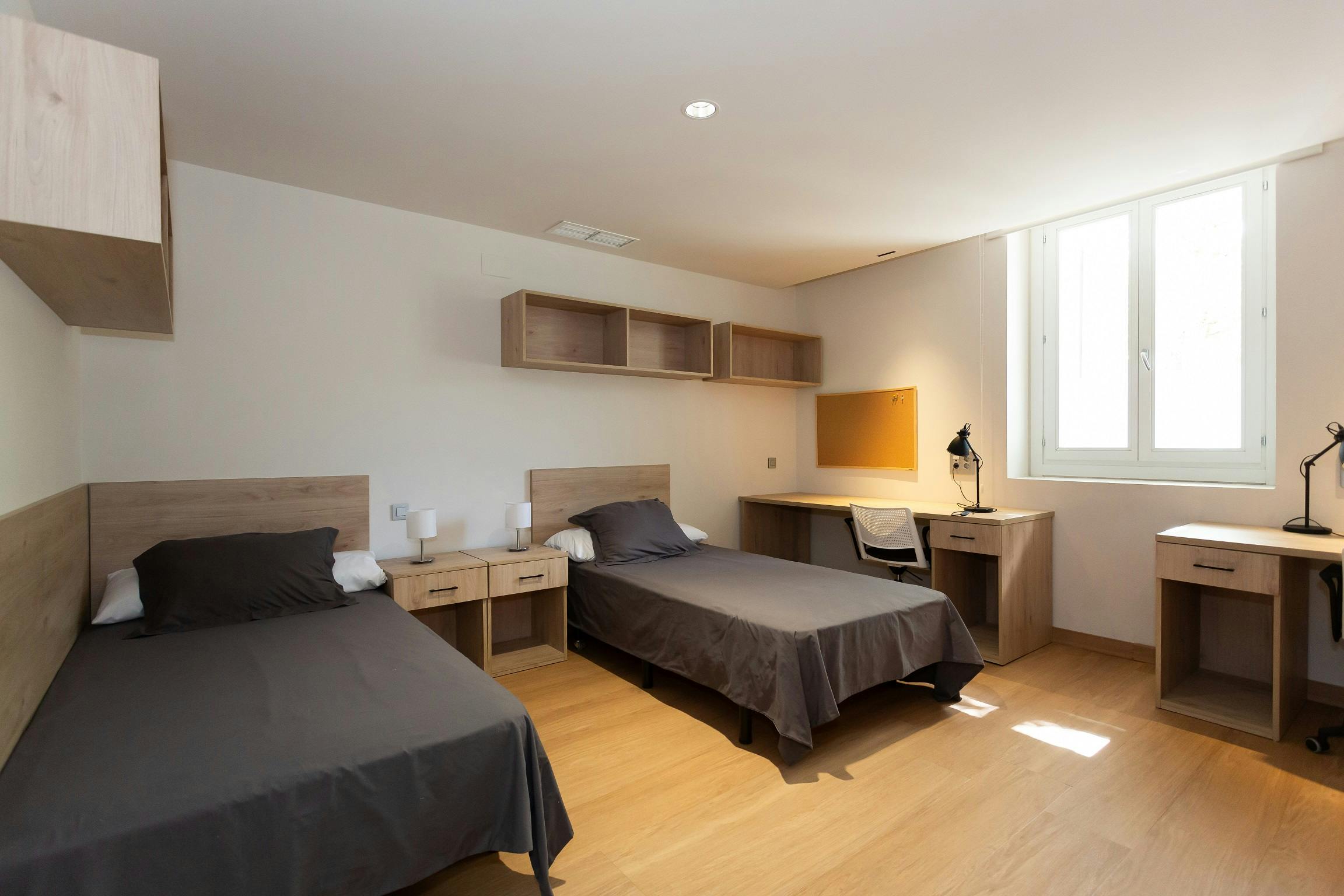 Shared room for rent for €563 per month in Aranjuez, Calle del Rey