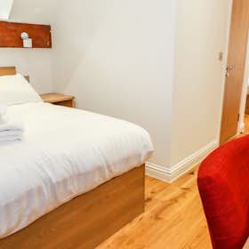 Monolocale in affitto a 2.760 £ al mese a Leicester, London Road