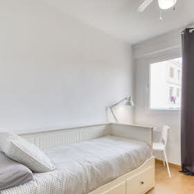 Private room for rent for €280 per month in Valencia, Carrer Jerónima Galés