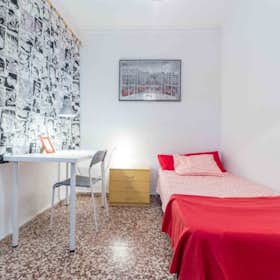 Приватна кімната за оренду для 250 EUR на місяць у Valencia, Carrer de l'Enginyer José Sirera