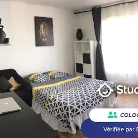 Private room for rent for €540 per month in Épinay-sur-Seine, Avenue de la République