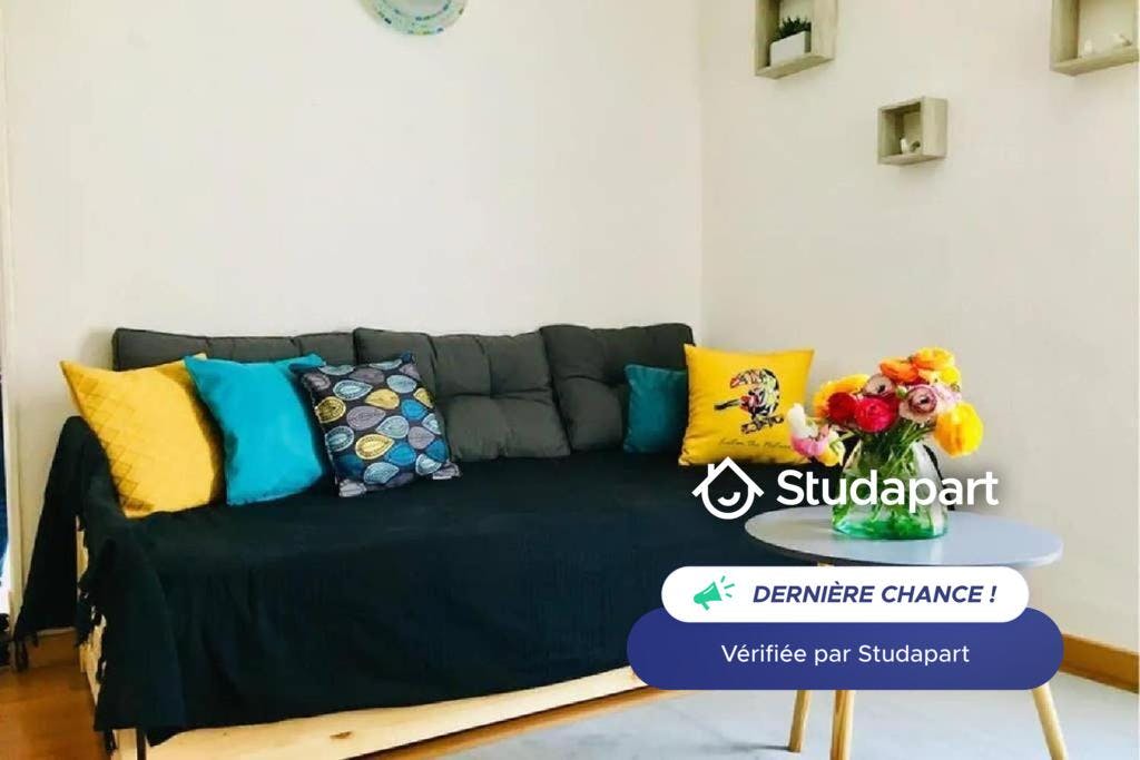 Квартира за оренду для 840 EUR на місяць у Menton, Rue Longue