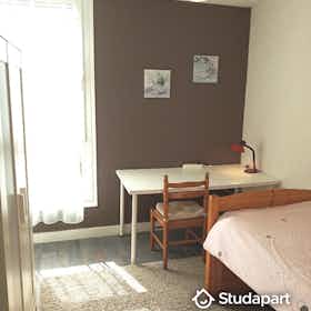 WG-Zimmer zu mieten für 340 € pro Monat in Hérouville-Saint-Clair, Boulevard de la Grande Delle
