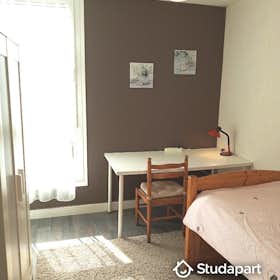 Stanza privata for rent for 340 € per month in Hérouville-Saint-Clair, Boulevard de la Grande Delle