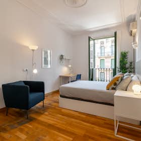 Private room for rent for €924 per month in Barcelona, Carrer del Rosselló