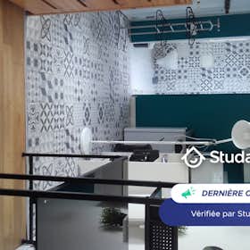 Apartment for rent for €535 per month in Tours, Rue René de Prie