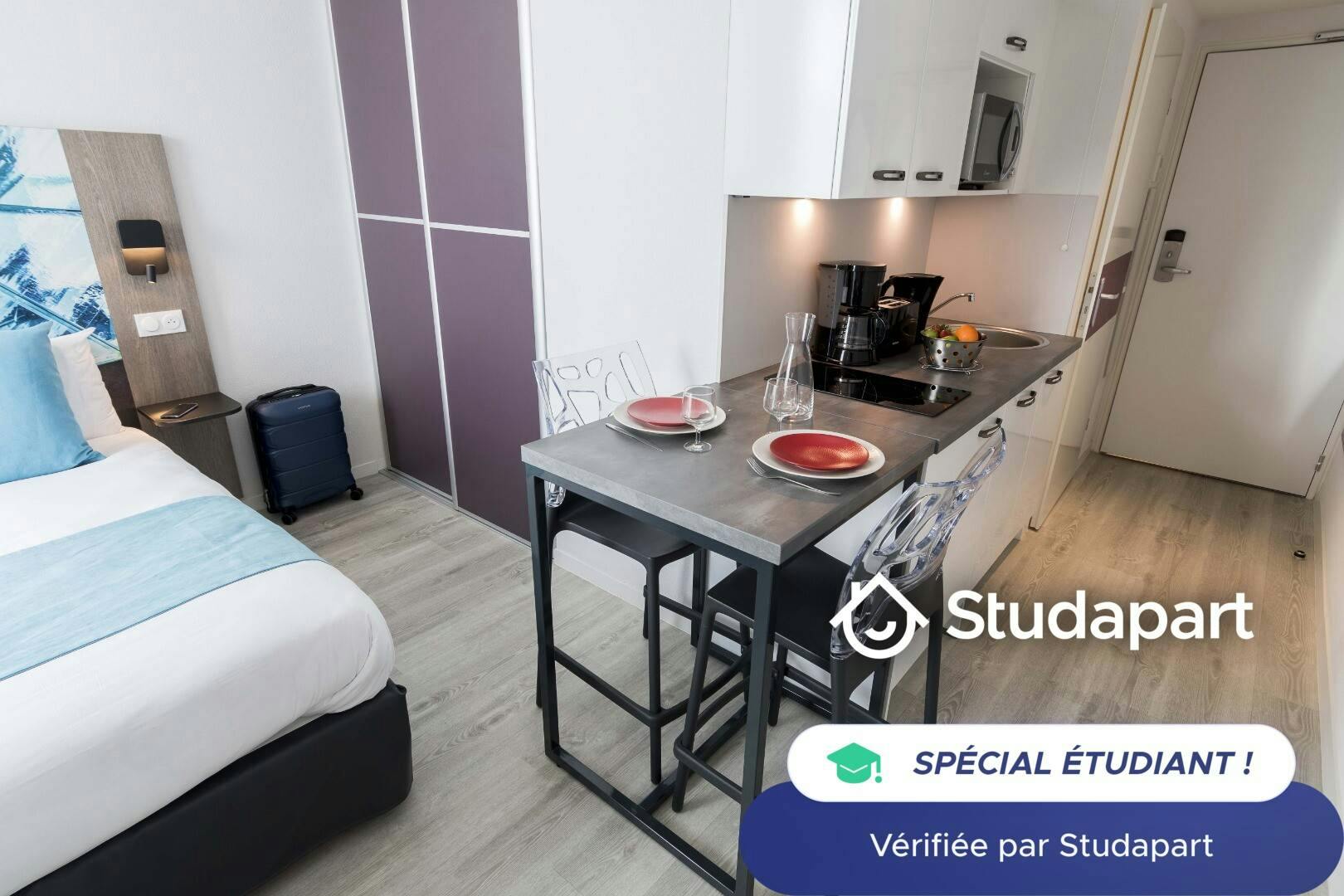 Private room for rent for €895 per month in Andernos-les-Bains, Avenue de Bordeaux
