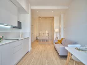 Studio for rent for €1,699 per month in Madrid, Paseo de los Talleres
