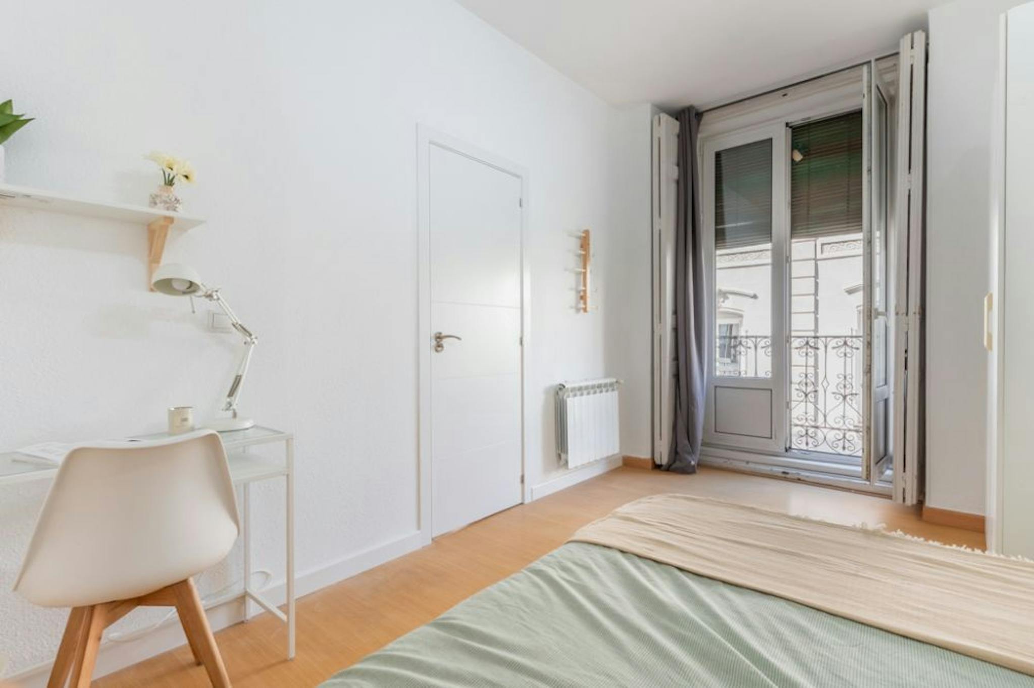 Calle de Bailén, Madrid preview