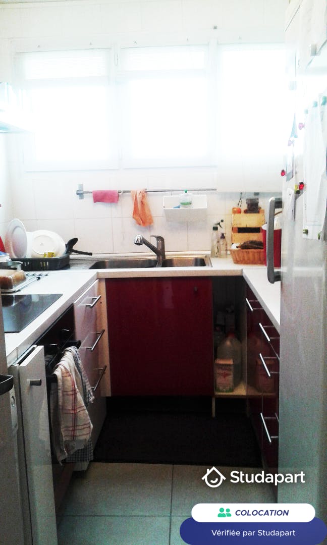 Private room for rent for €550 per month in Mérignac, Avenue Blaise Pascal