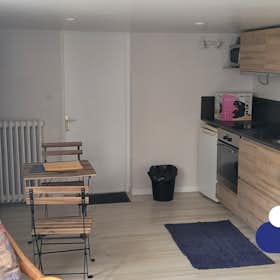 Private room for rent for €600 per month in Saclay, Rue Curie