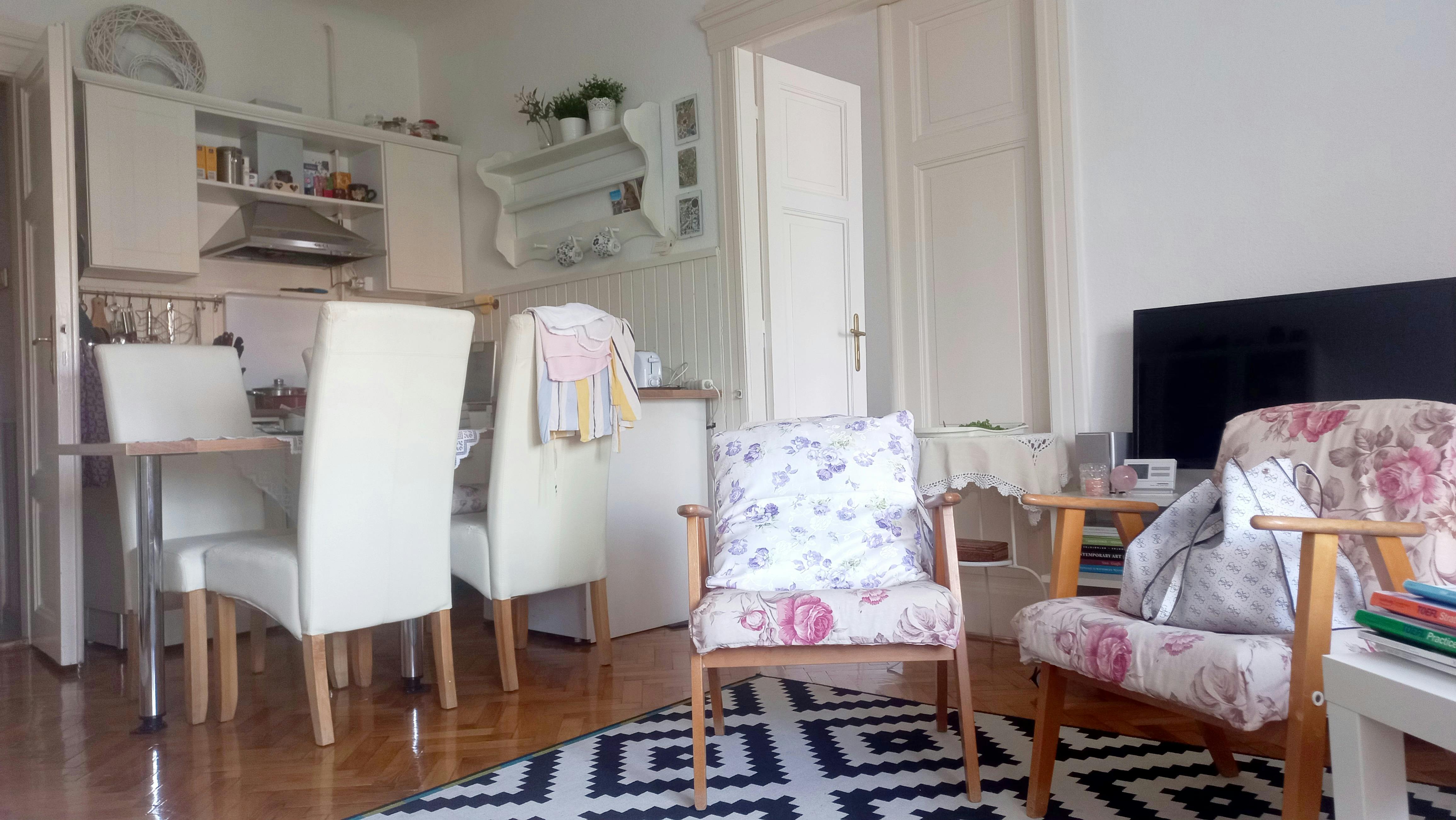 Lägenhet att hyra för 250 403 HUF i månaden i Budapest, Angol utca