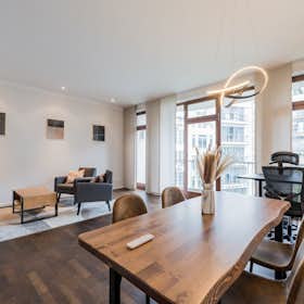 Apartment for rent for €2,179 per month in Berlin, Niederwallstraße