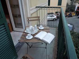 Appartement à louer pour 4 188 €/mois à Genoa, Via Favale
