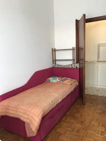 Private room for rent for €750 per month in Rome, Via di Casal Bruciato