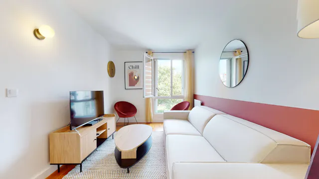 Private room in Rue des Boucheries, Saint-Denis (1384468) room image 1