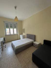 Приватна кімната за оренду для 550 EUR на місяць у Turin, Via Carlo Capelli