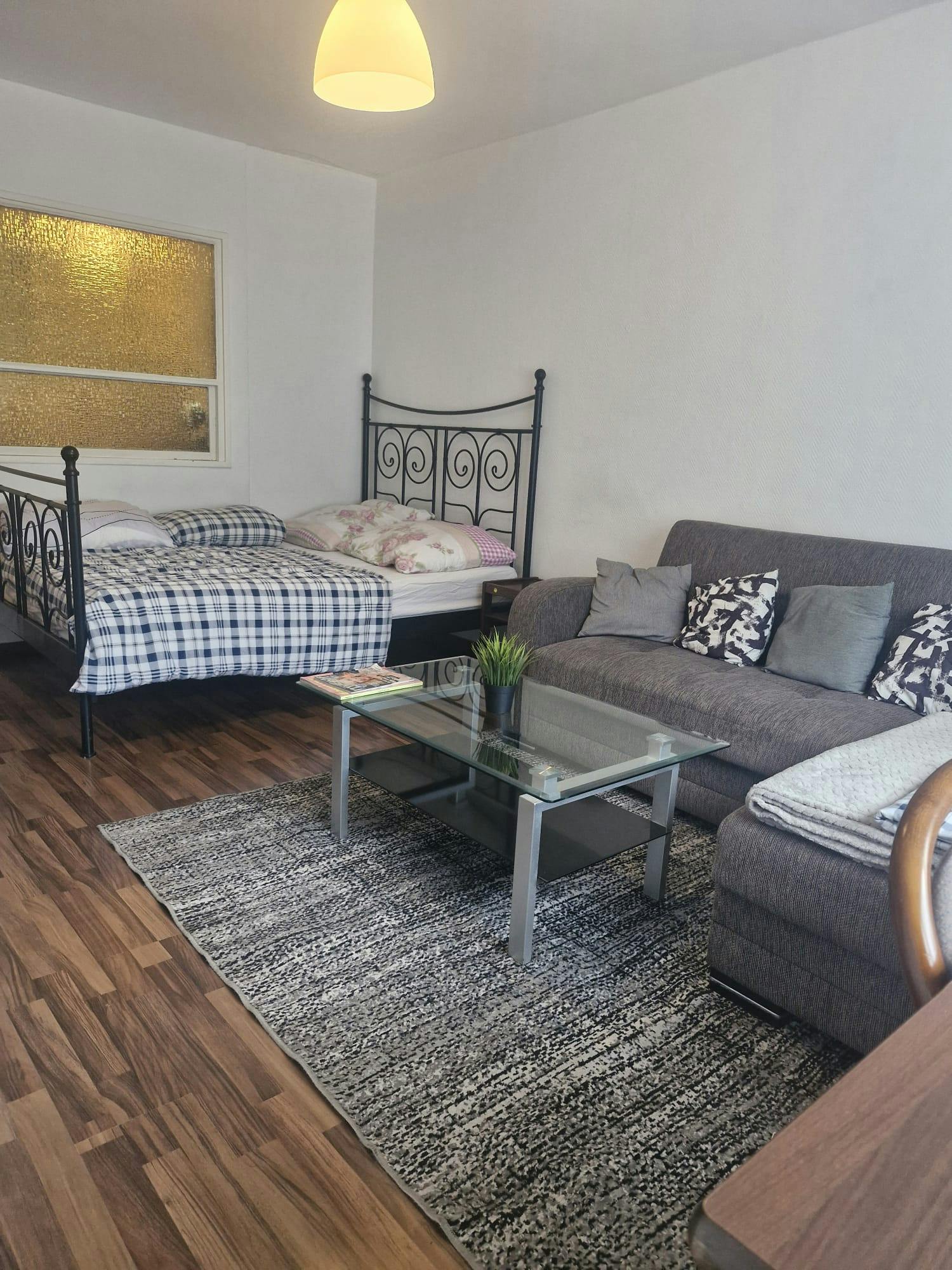 Fuggerstraße, Berlin preview