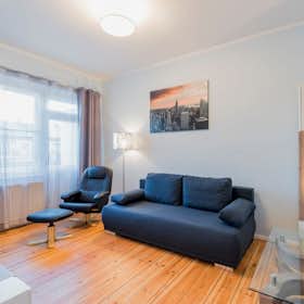 Wohnung zu mieten für 1.620 € pro Monat in Berlin, Sundgauer Straße