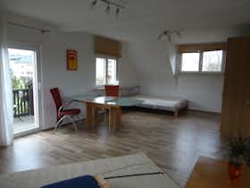 Privé kamer te huur voor € 730 per maand in Eschborn, Unterortstraße