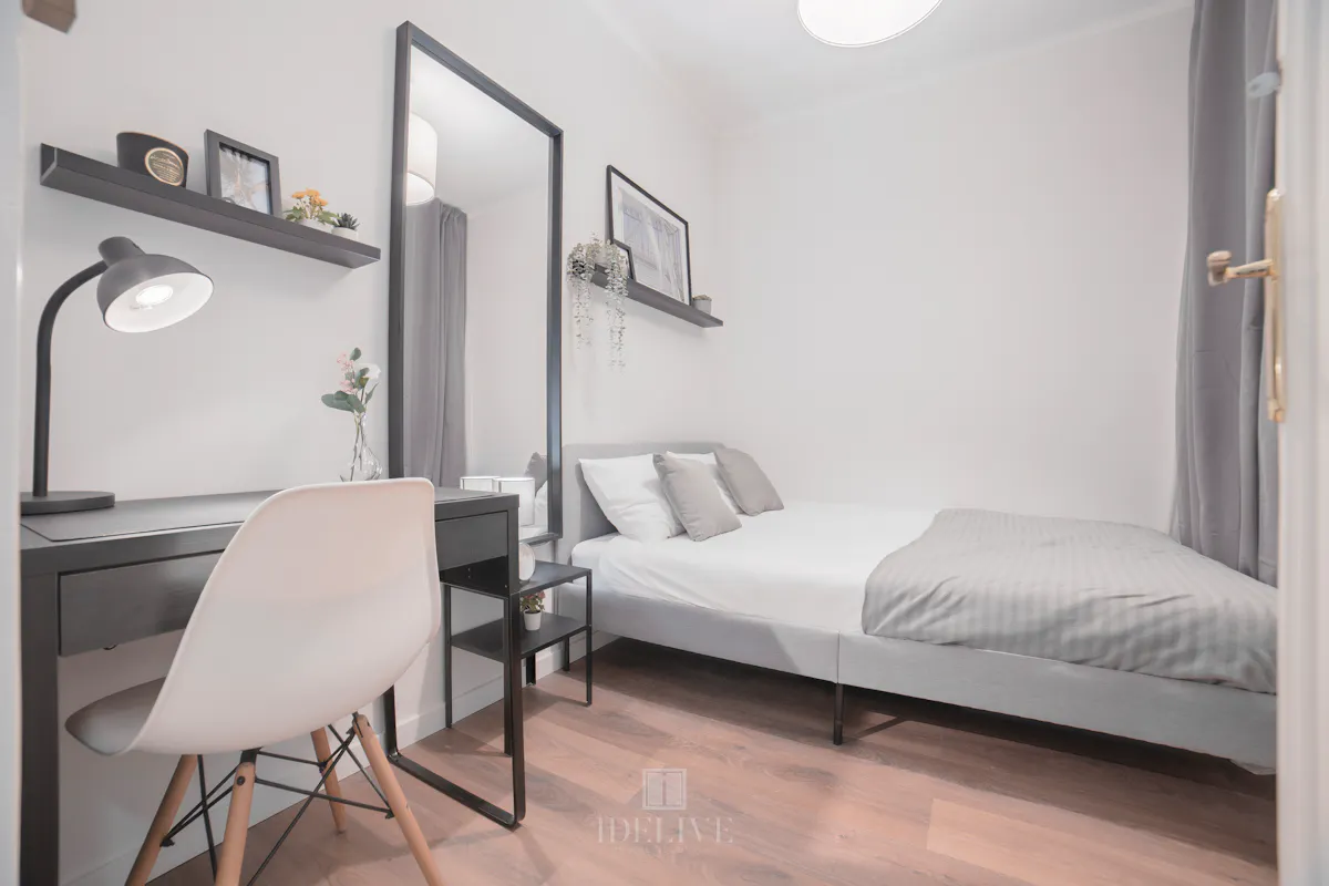 Private room in Carrer de Calàbria, Barcelona (1384869) ROOM