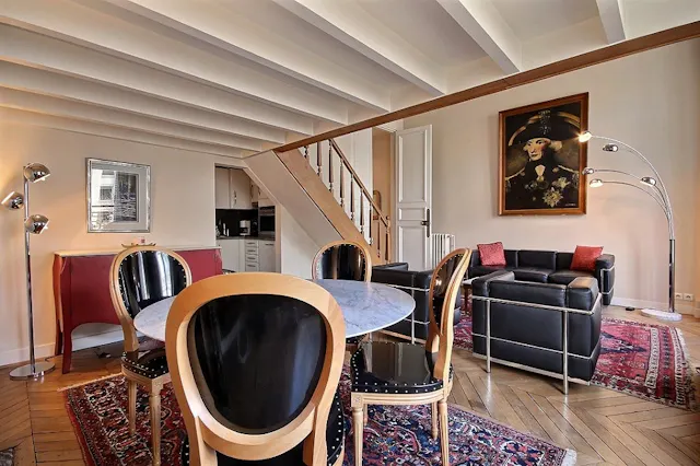 1-Bedroom Apartment in Avenue de Friedland, Paris (1384911) room image 2