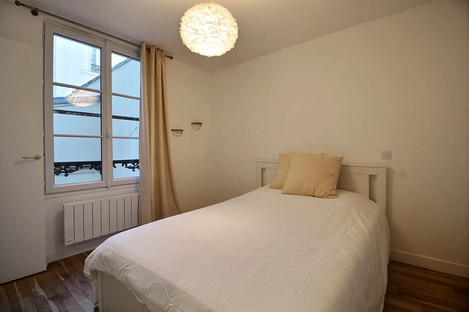 1-Bedroom Apartment in Rue du Champ de Mars, Paris (1384915) ROOM 1