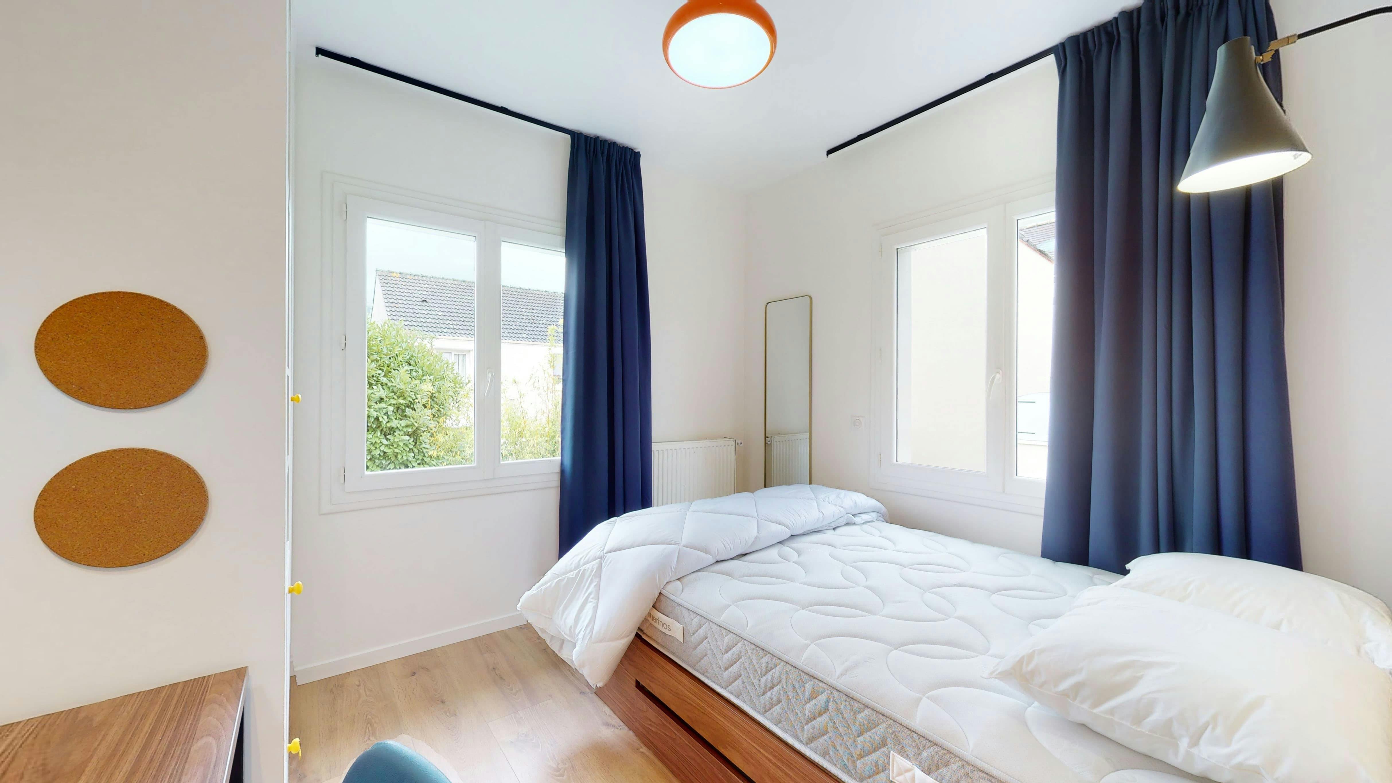 Отдельная комната сдается в аренду за 930 € в месяц в Nanterre, Rue des Hêtres