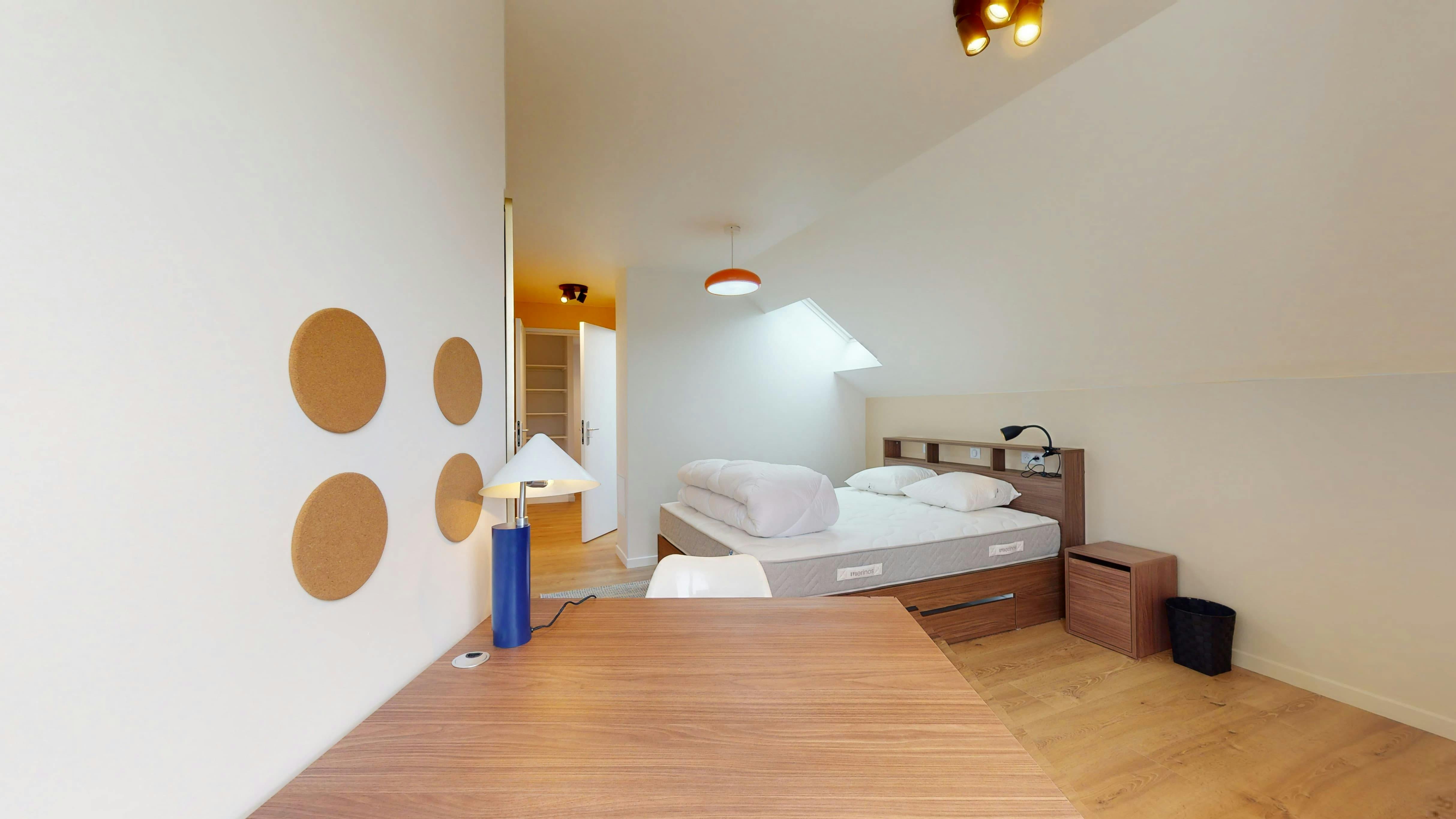 Single room Nanterre, 13m² — photo 287