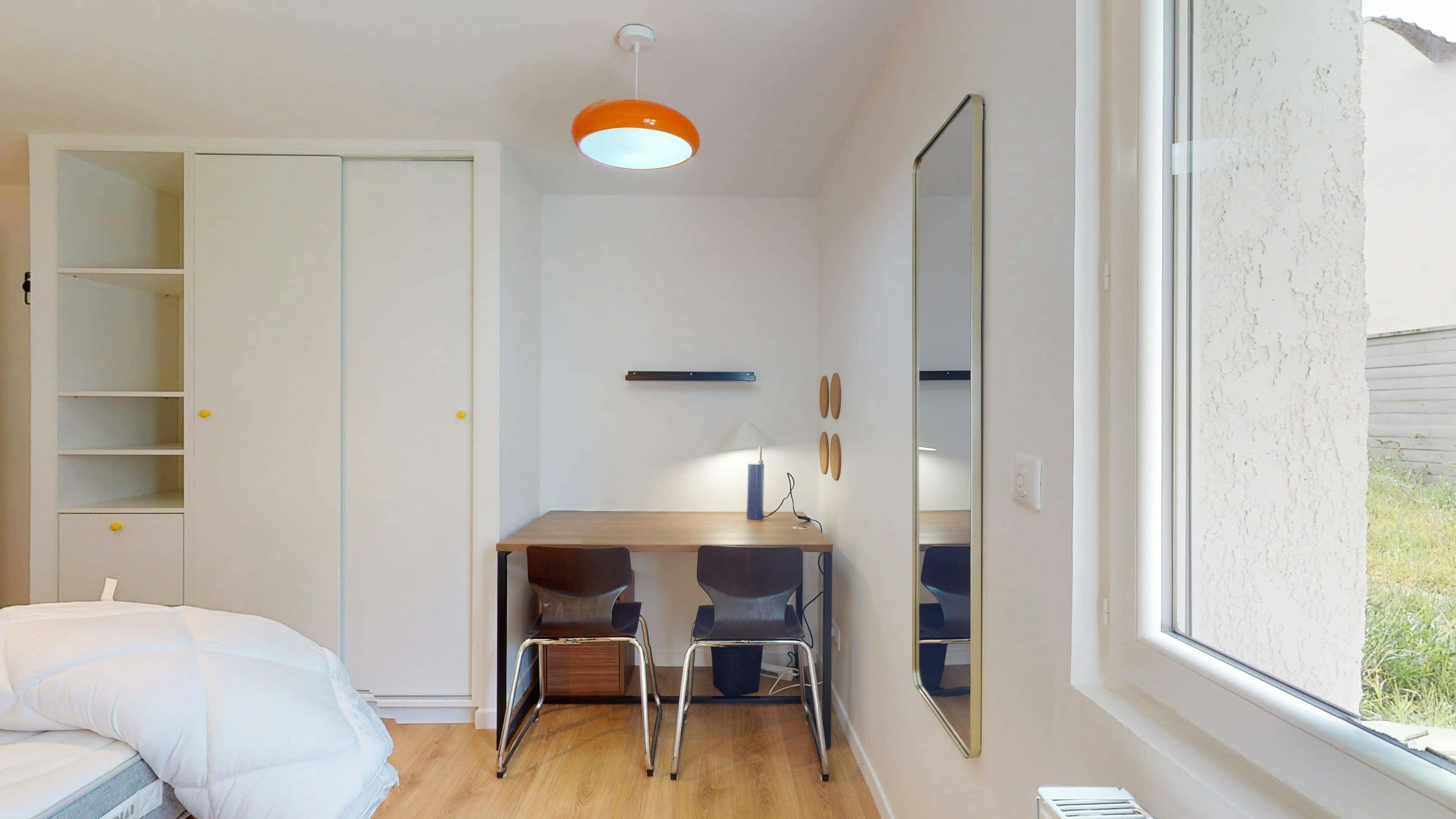 Single room Nanterre, 17m² — photo 457