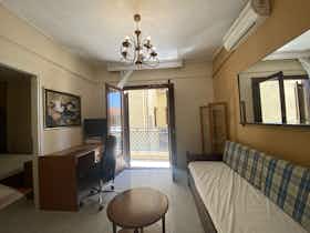公寓 正在以 €650 的月租出租，其位于 Thessaloníki, Kleious