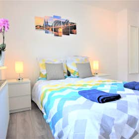 Chambre privée à louer pour 999 €/mois à Köln, Lübecker Straße