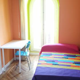 Private room for rent for €500 per month in Madrid, Calle de Sagasta