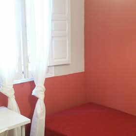 Private room for rent for €440 per month in Madrid, Calle de Sagasta