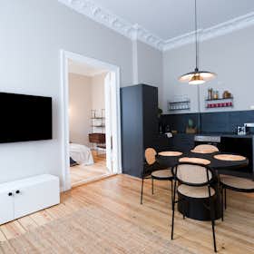 Apartment for rent for €2,200 per month in Berlin, Schlüterstraße
