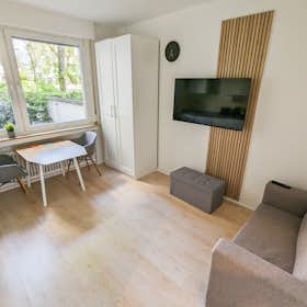 单间公寓 正在以 €1,199 的月租出租，其位于 Köln, Blücherstraße